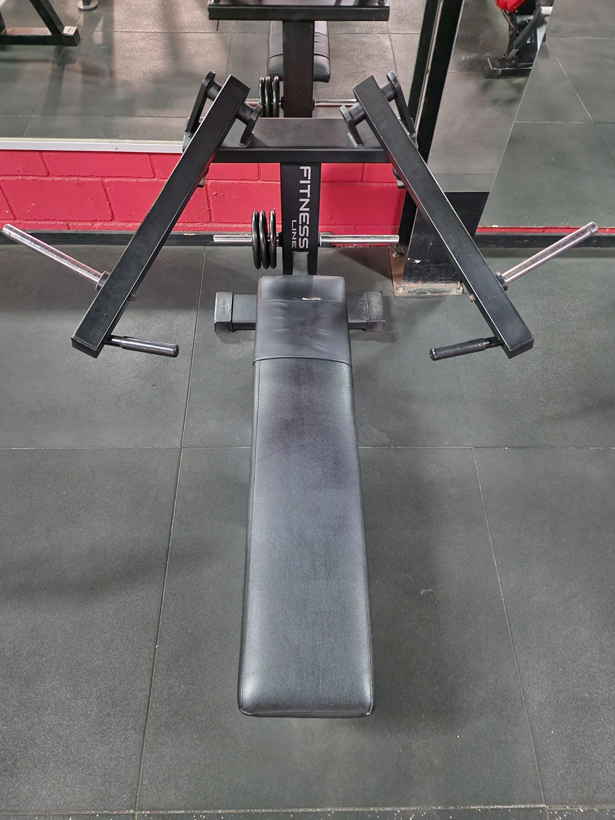 Detalle de una máquina de entrenamiento en Olimpo